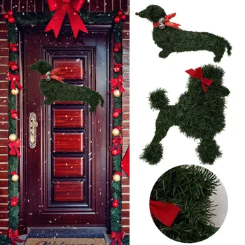 כלב תחש זר מלאכותי ענפים, עלים ירוקים גרלנד על דלת הכניסה בעבודת יד זר קיר הדלת מתלה תפאורה חג המולד