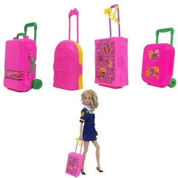 NK אחד המחשבים אופנה בובה אביזרי ריהוט פלסטיק צעצועים לילדים לשחק הבית 3D נסיעות רכבת מזוודה, מזוודה בובה ברבי ג ' יג ' י