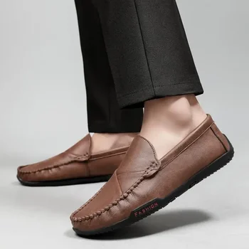 חדש עור אמיתי נעלי גברים אופנתיות ביני נעליים להחליק על שטחי עור עגל נעליים של גברים להחליק על הנהיגה נעליים רכות תחתונה