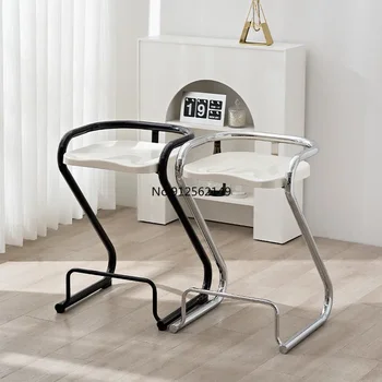 סקנדינבי מודרני מינימליסטי יצירתי נטו מפורסמים האוכל כסא מזדמן בר גבוה כיסא ברזל יצוק ההגירה שרפרפים bancos פארא בר